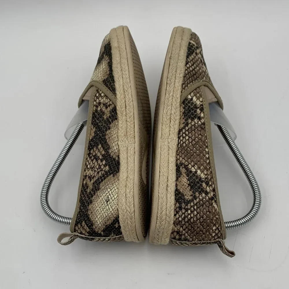 Clarks Snakeskin Espadrille Flats Size 8 Slip On Comfort Neutral Python Print
